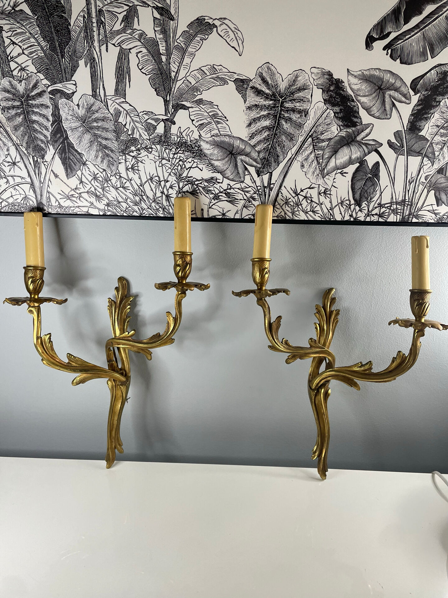2 antique wall sconces in gilded bronze, Louis XV style