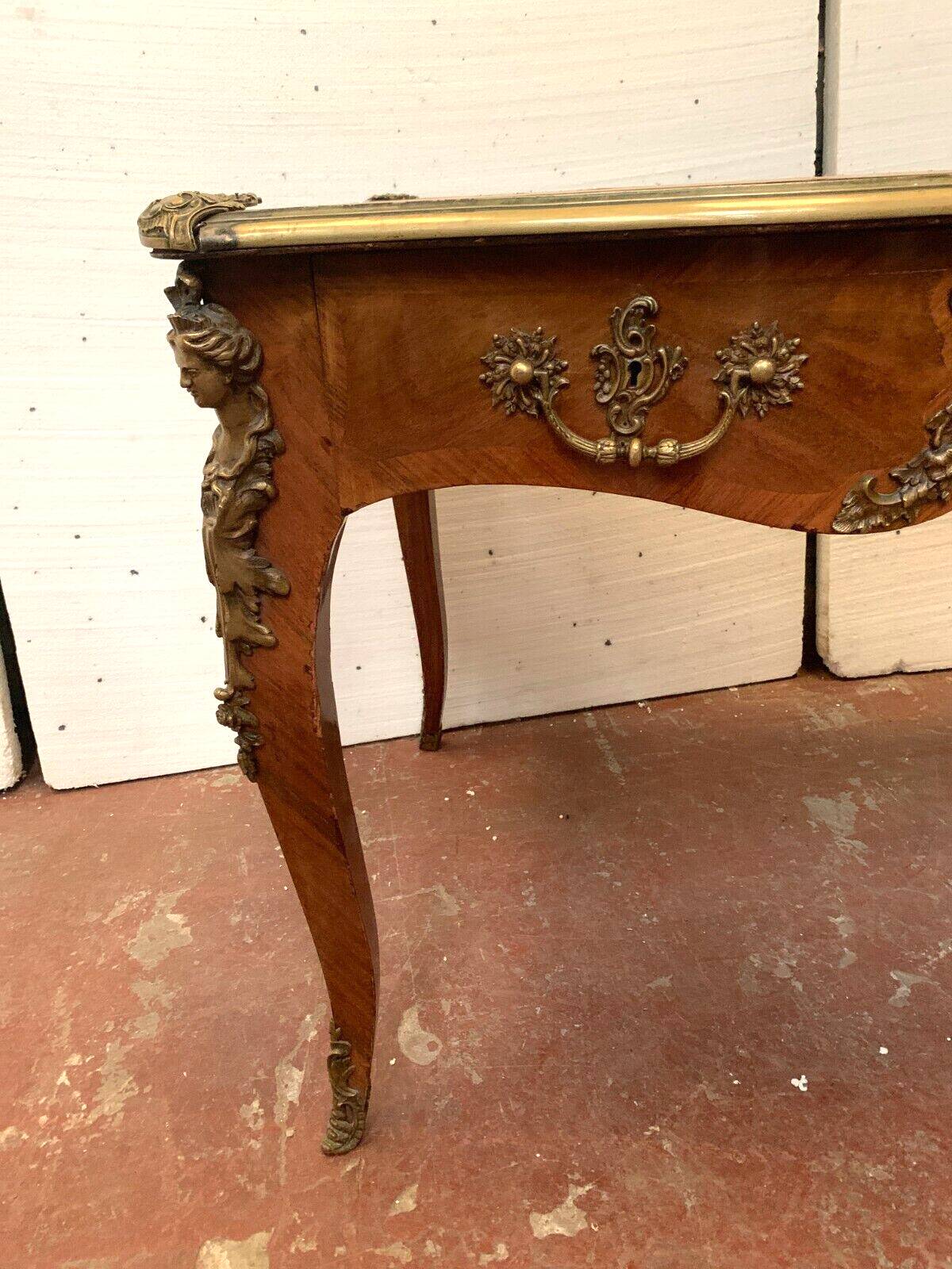 Louis XV style ceremonial desk, 19th century fawn leather top