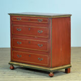 Pine chest of drawers, circa 1920