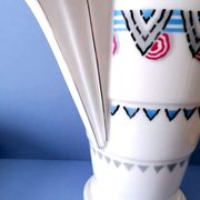 Théière en porcelaine de Limoges à décor géométrique