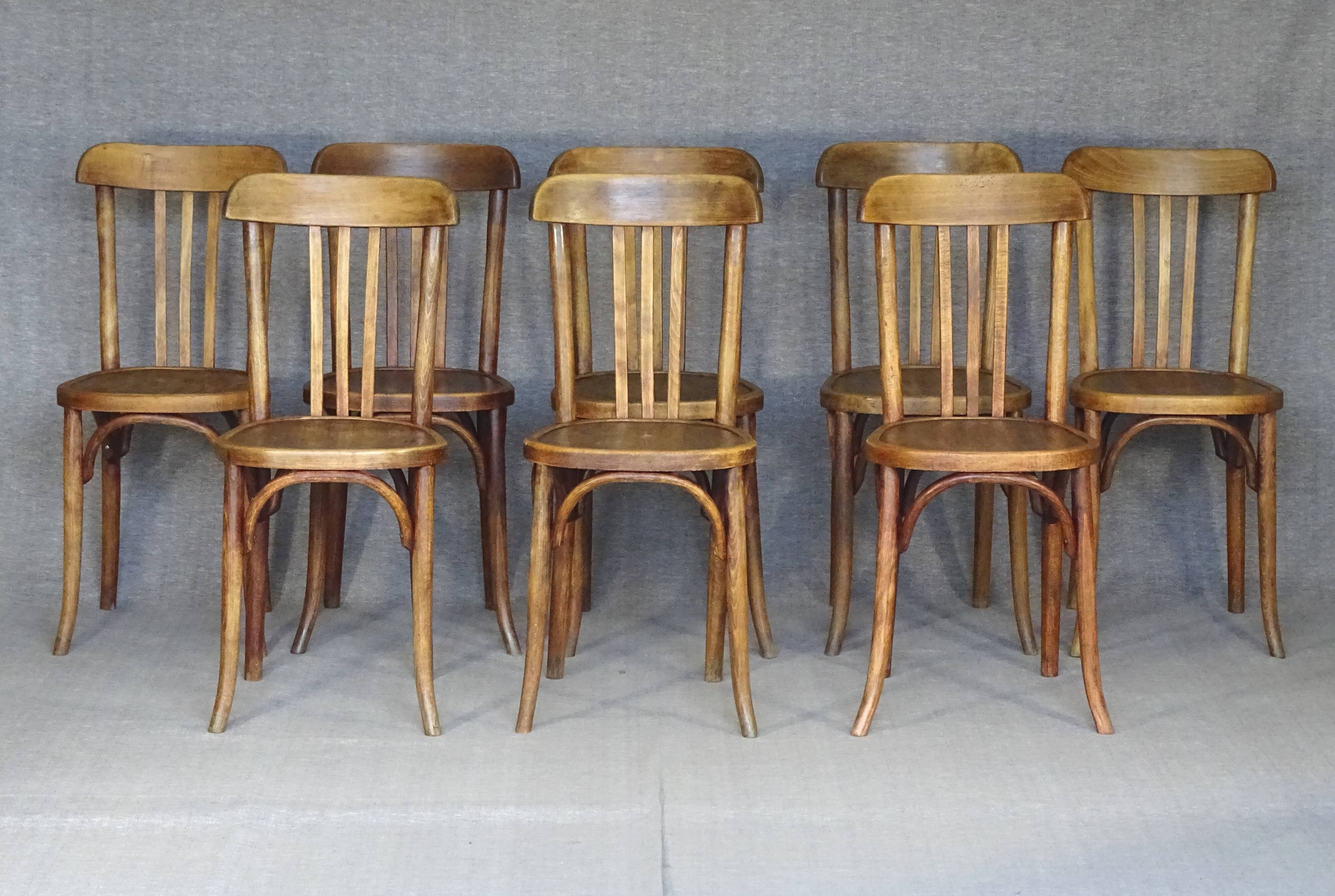 Set of 8 Fischel bentwood Bistrot chairs circa 1930