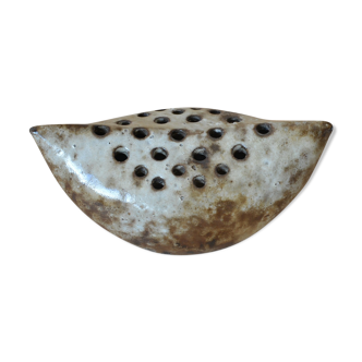 Flower pick with speckled decoration by Alexandre Kostanda
