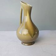 Sublime vintage green vase from the 1960s.