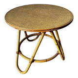 Small vintage round table in osie.