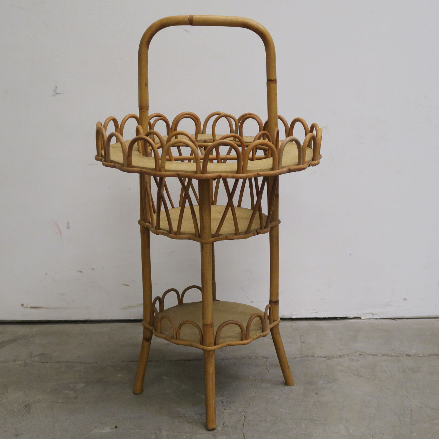 Portable bar stores rattan bottles