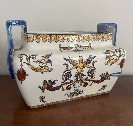 Planter / pot in Gien earthenware – Renaissance decor – 19th century