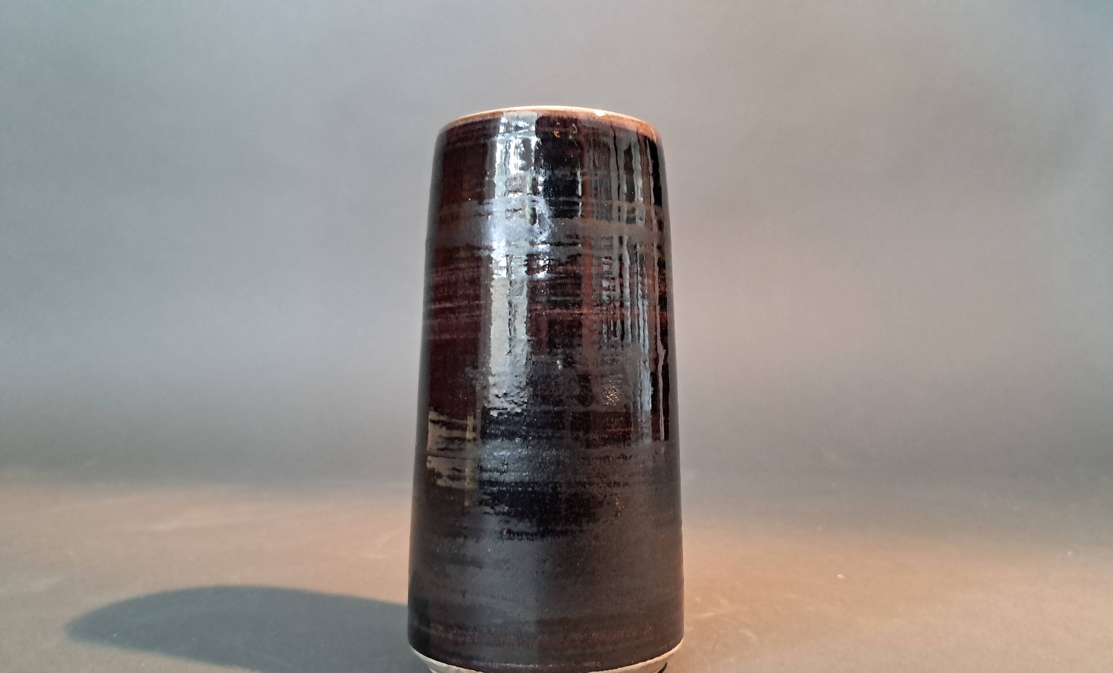 Small monogrammed black enameled ceramic vase by Willy Steinlin, Switzerland 1960.