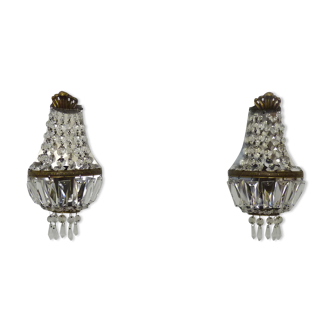 Pair of vintage bronze hot air balloon wall lamps with glass grapevines. Year 50 60