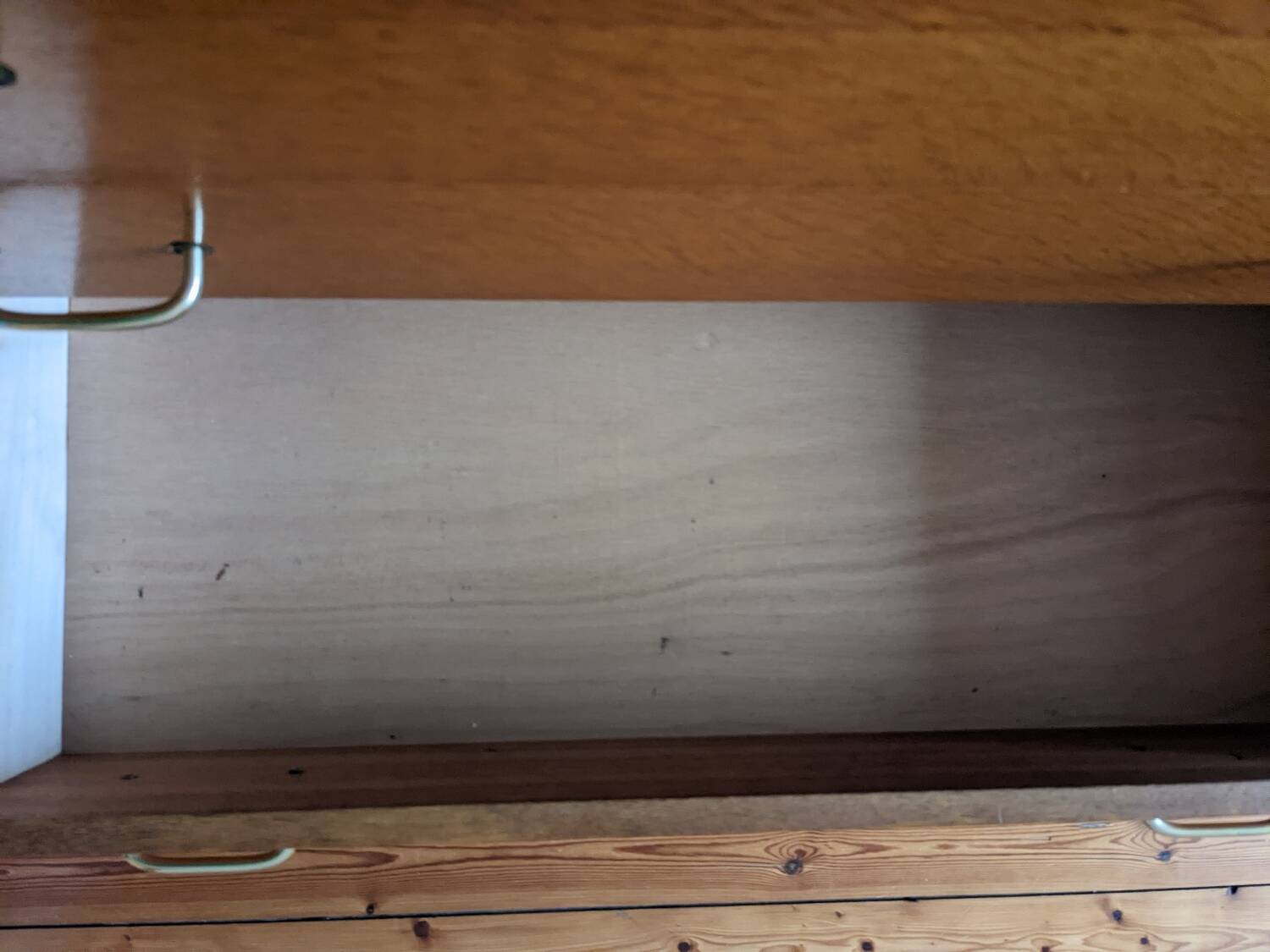 Vintage chest of drawers with spindle legs