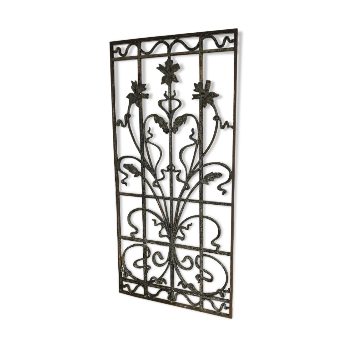 Grille de porte art nouveau en fonte