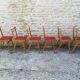 Six chaises vintage