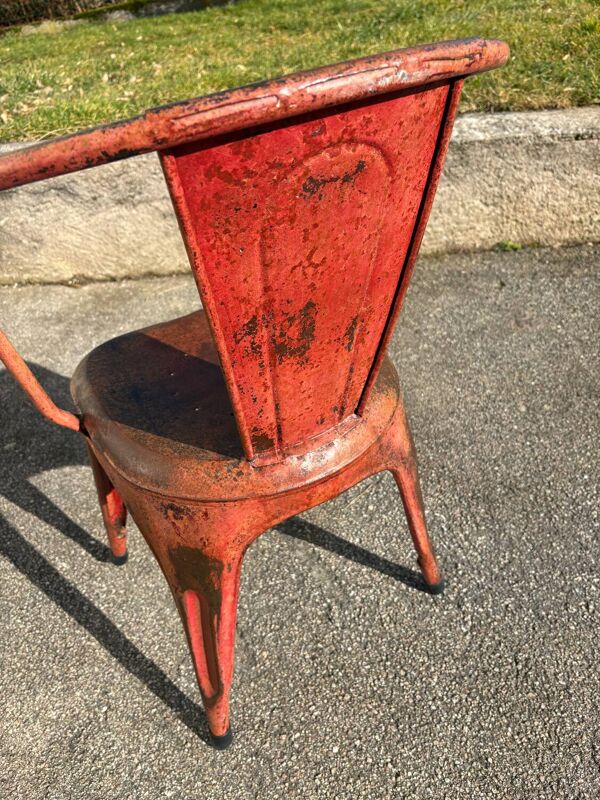 Fauteuil tolix, en métal