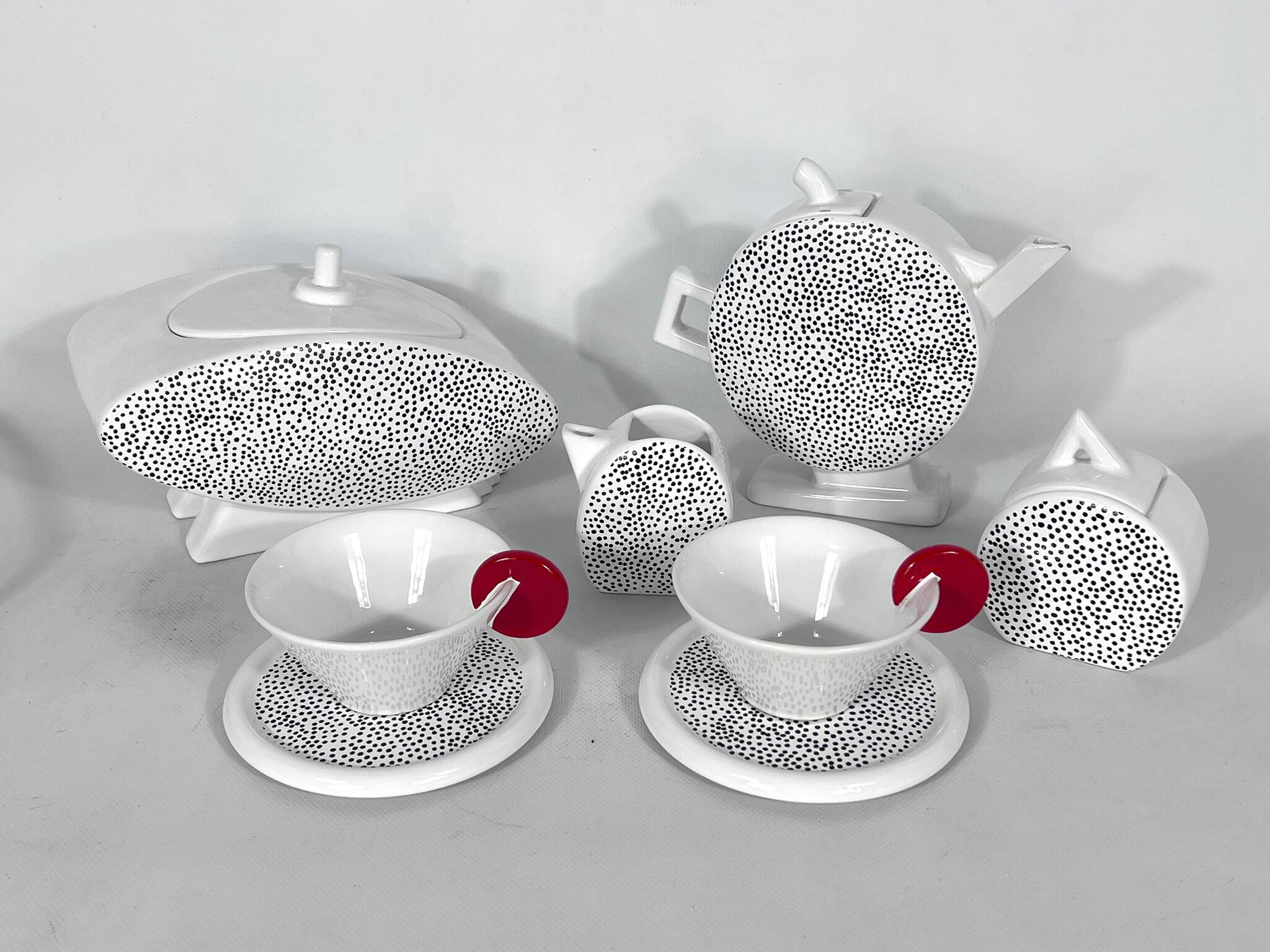 Ceramic Tea Set by Mas for Memphis Milano, 1980s, Set of 7