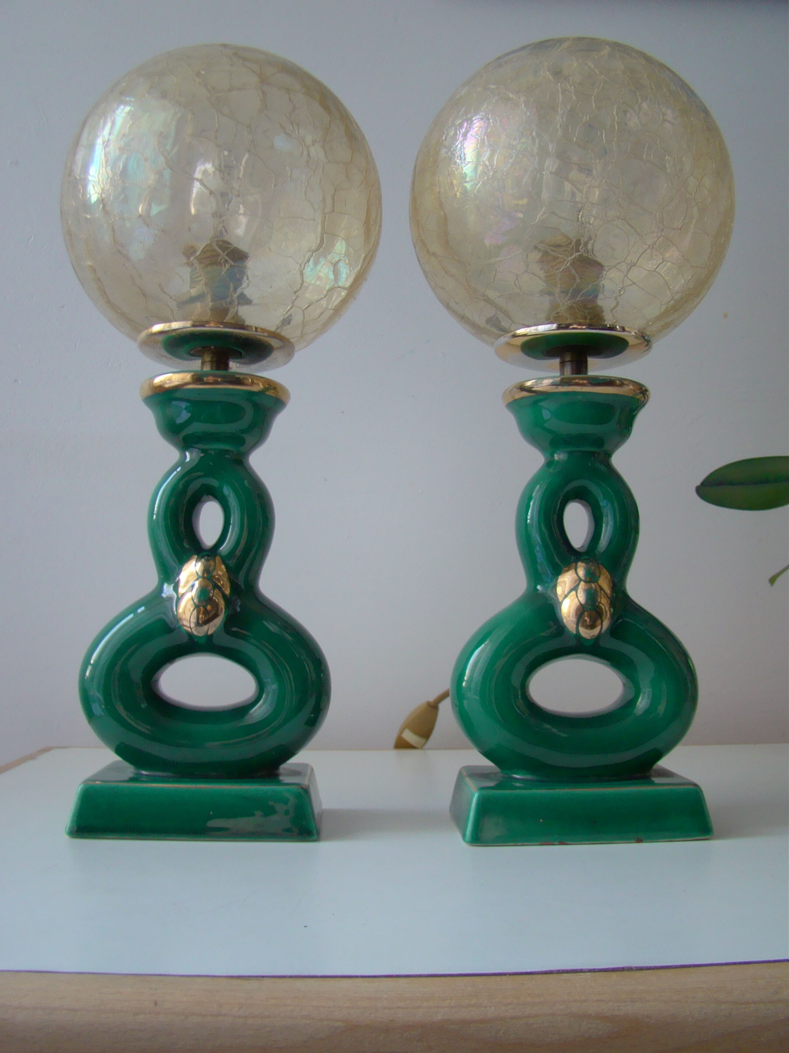 Pair of vintage lamps in bordeaux art ceramic