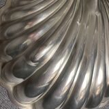 Large shell dish in silver metal Christofle Fleuron