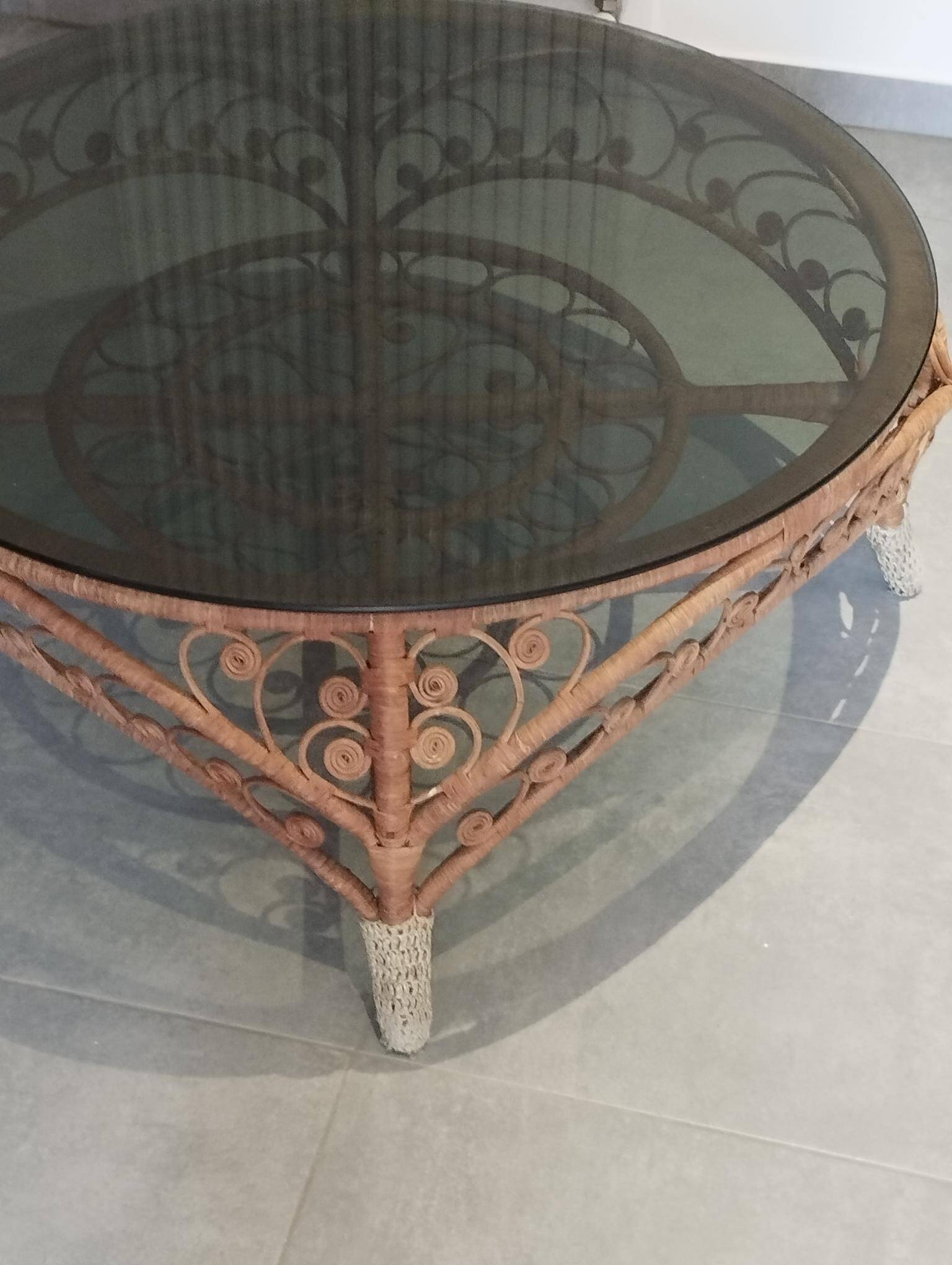 Large Peacock-French Riviera coffee table in rattan, bamboo, glass, vintage.