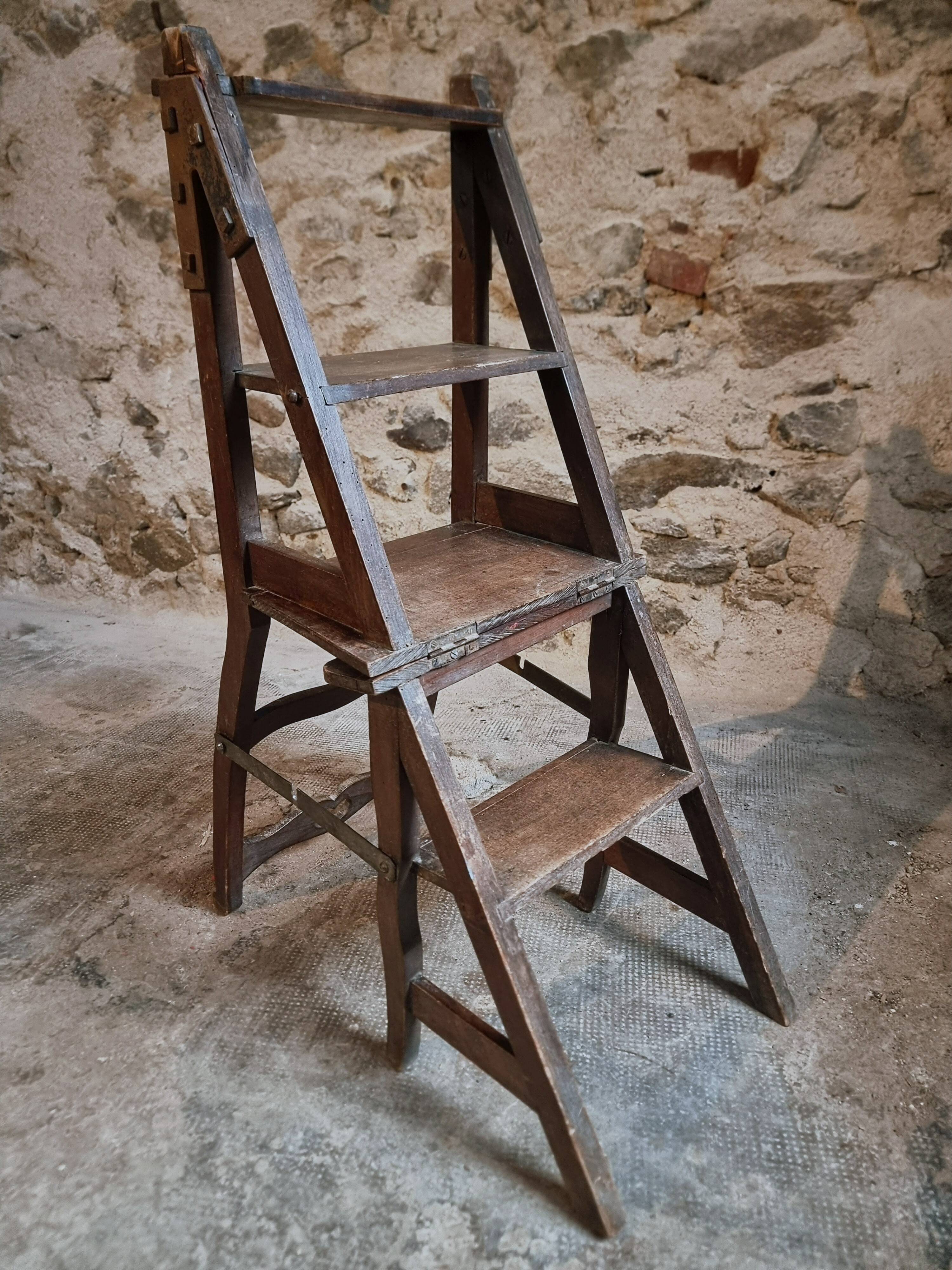 Chaise escabeau de bibliothèque ancienne – Chaise métamorphique en hêtre, France, début 1900