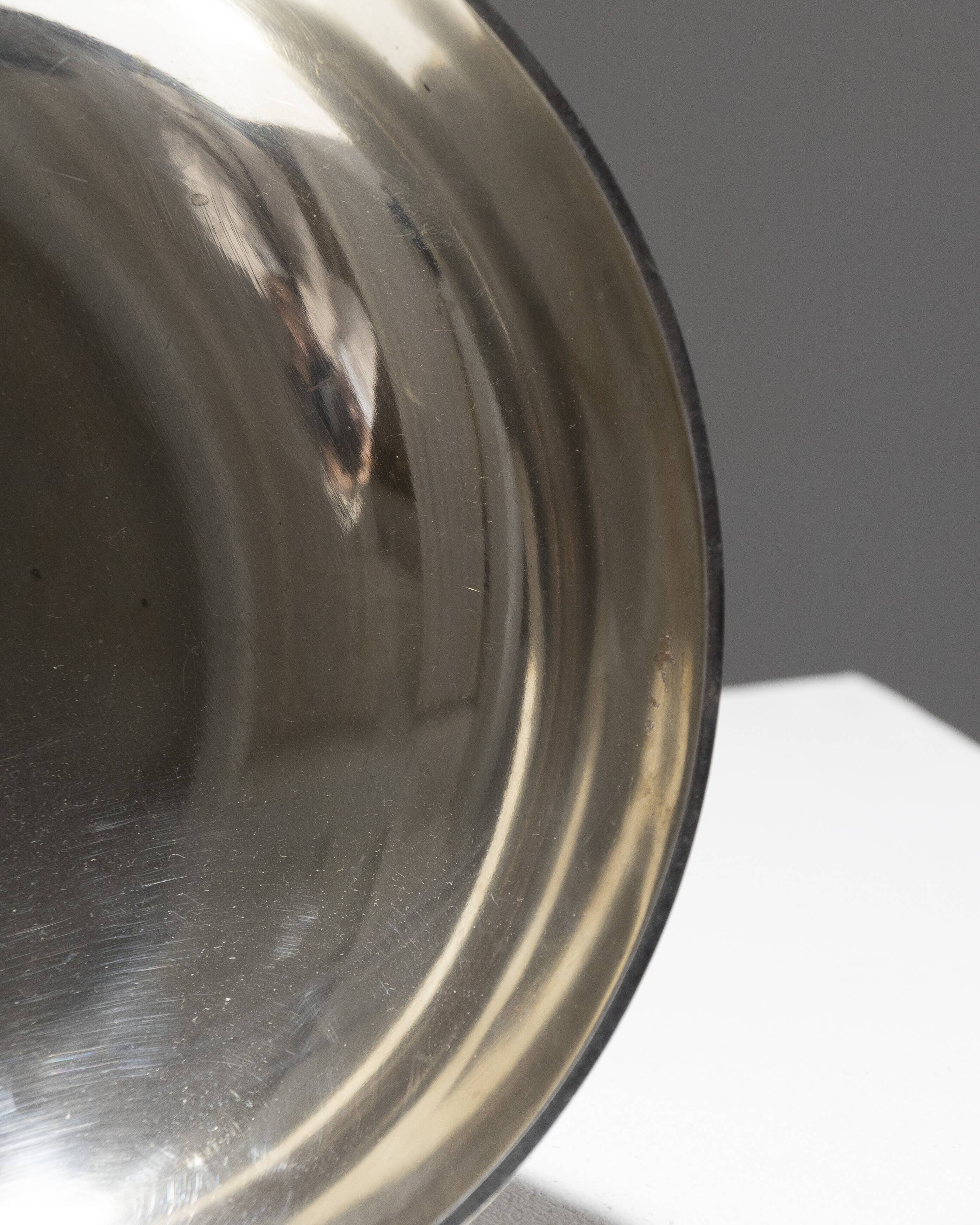 Silver-plated metal footed bowl decorated with two palmette friezes