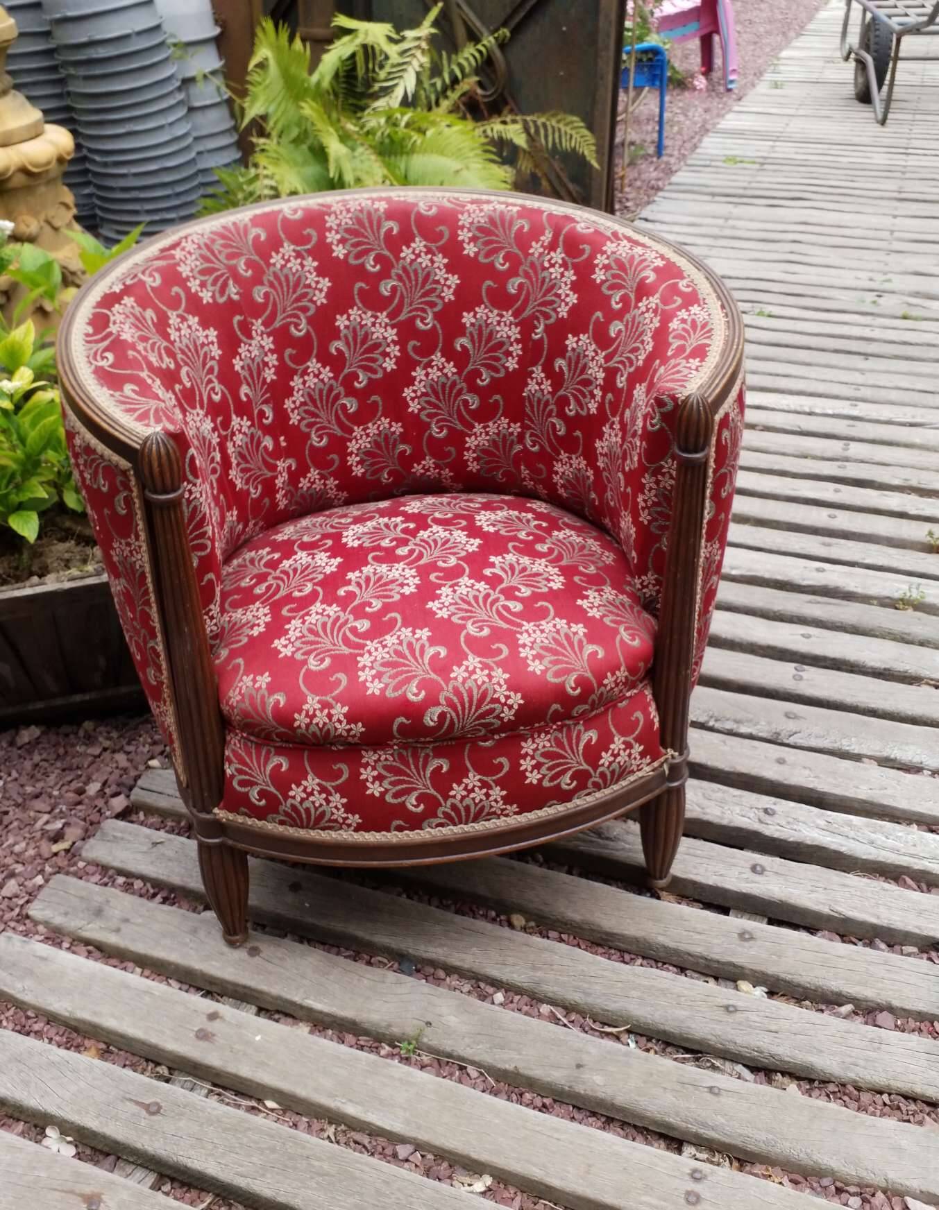 Convertible armchairs