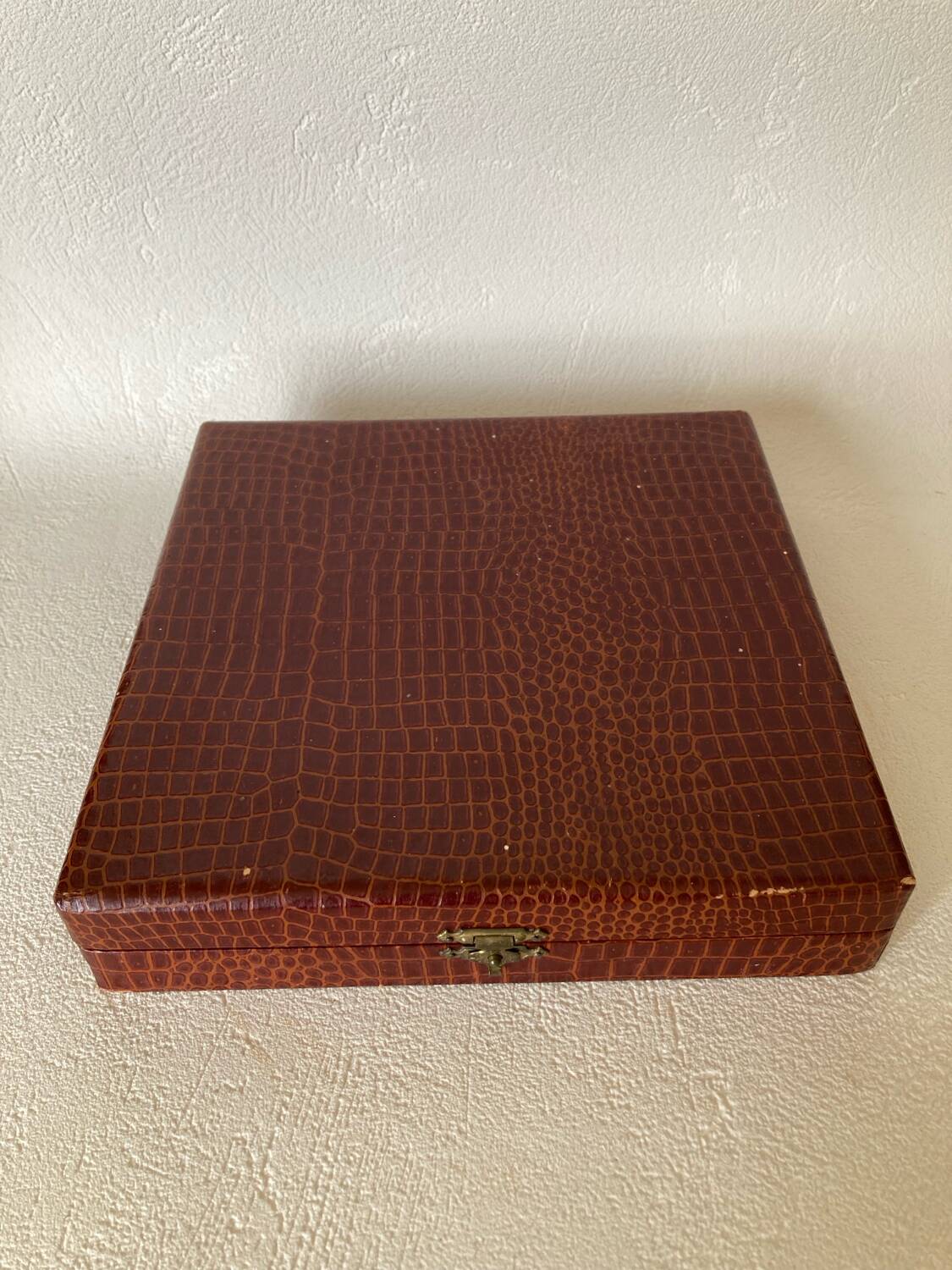 Coffret complet de 12 fourchettes à dessert Inox manche Bakélite