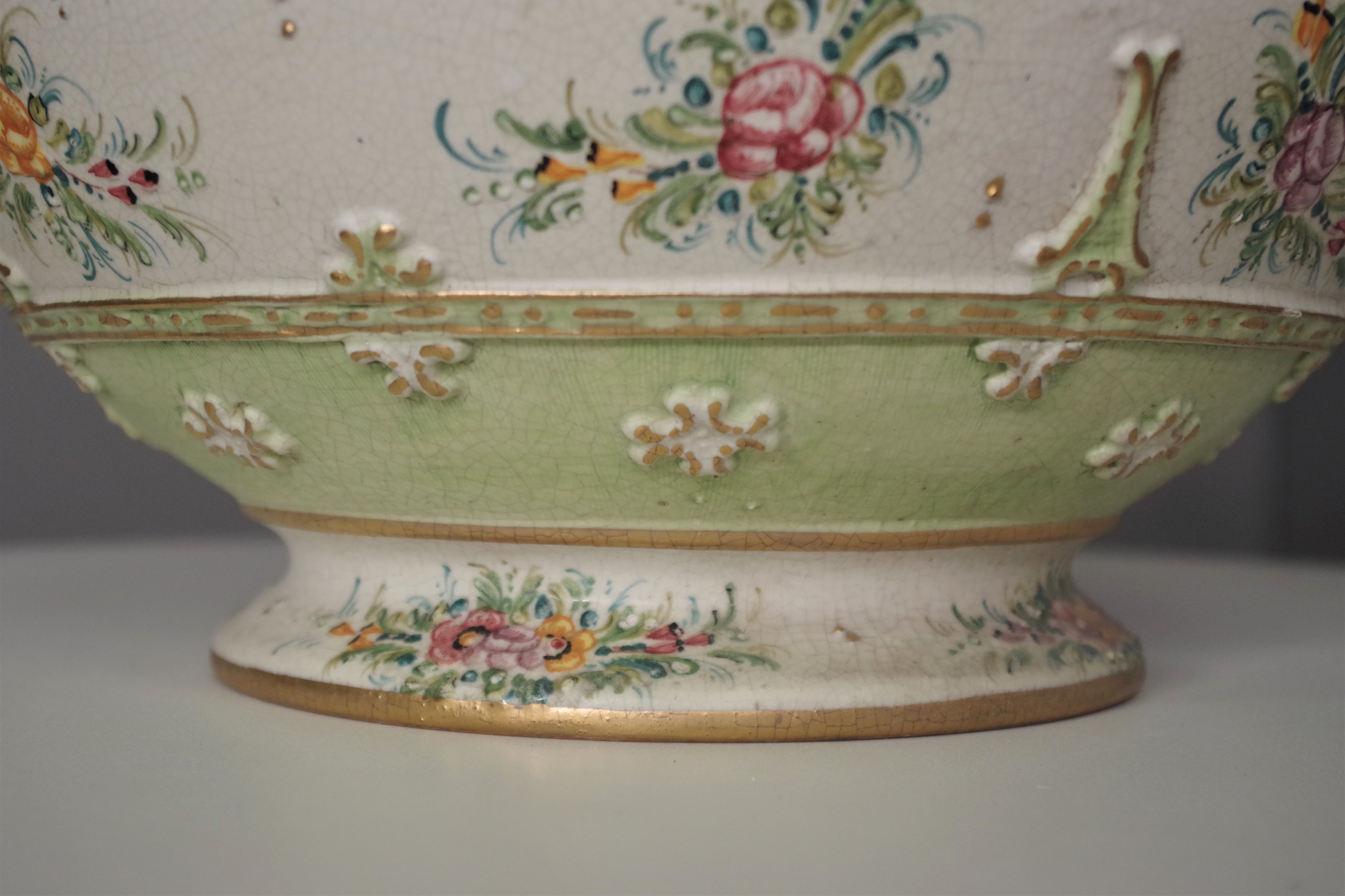 Hand-decorated G. Deruta vase, 1970s