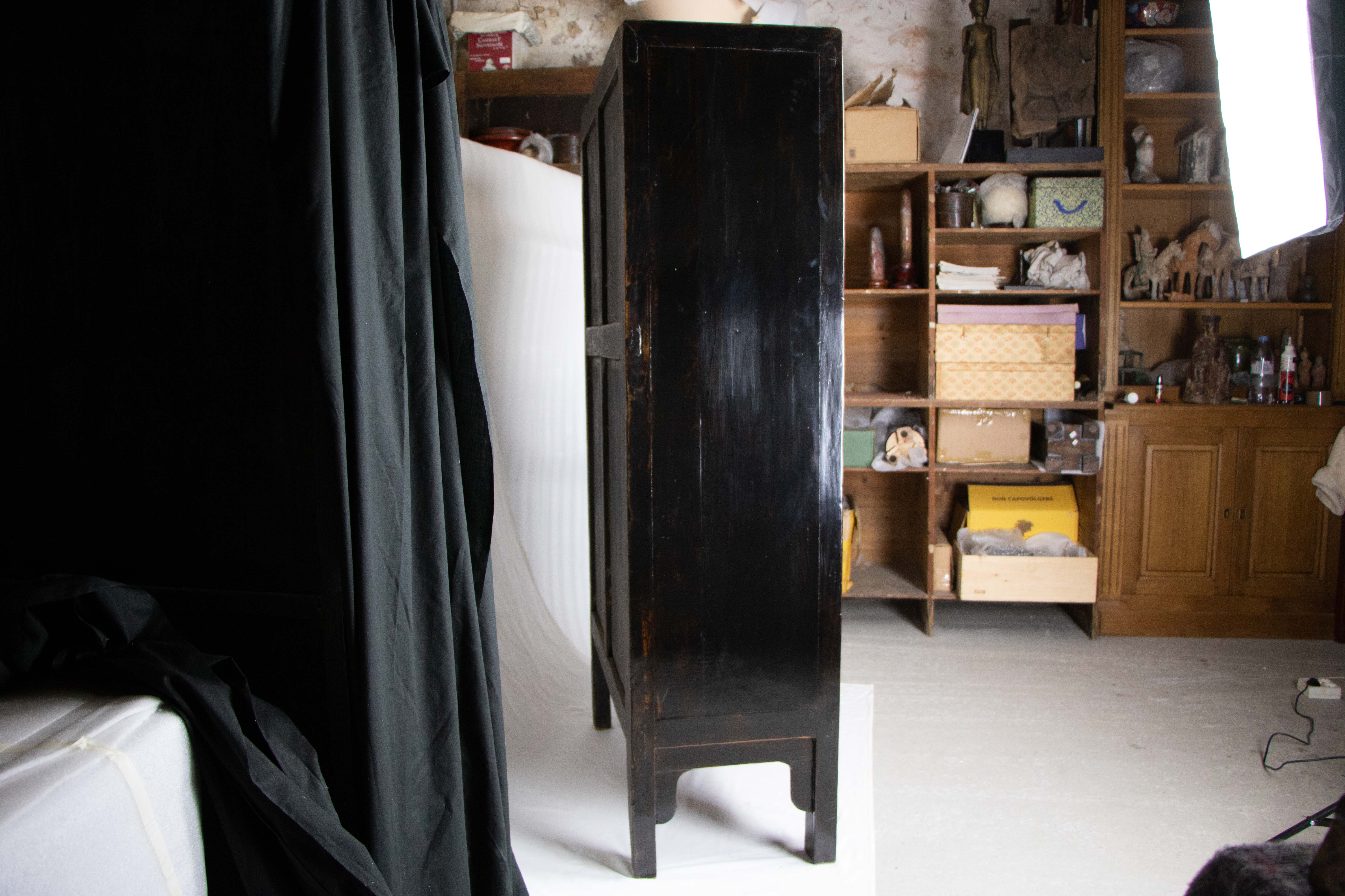 Black laqué Chinese wardrobe