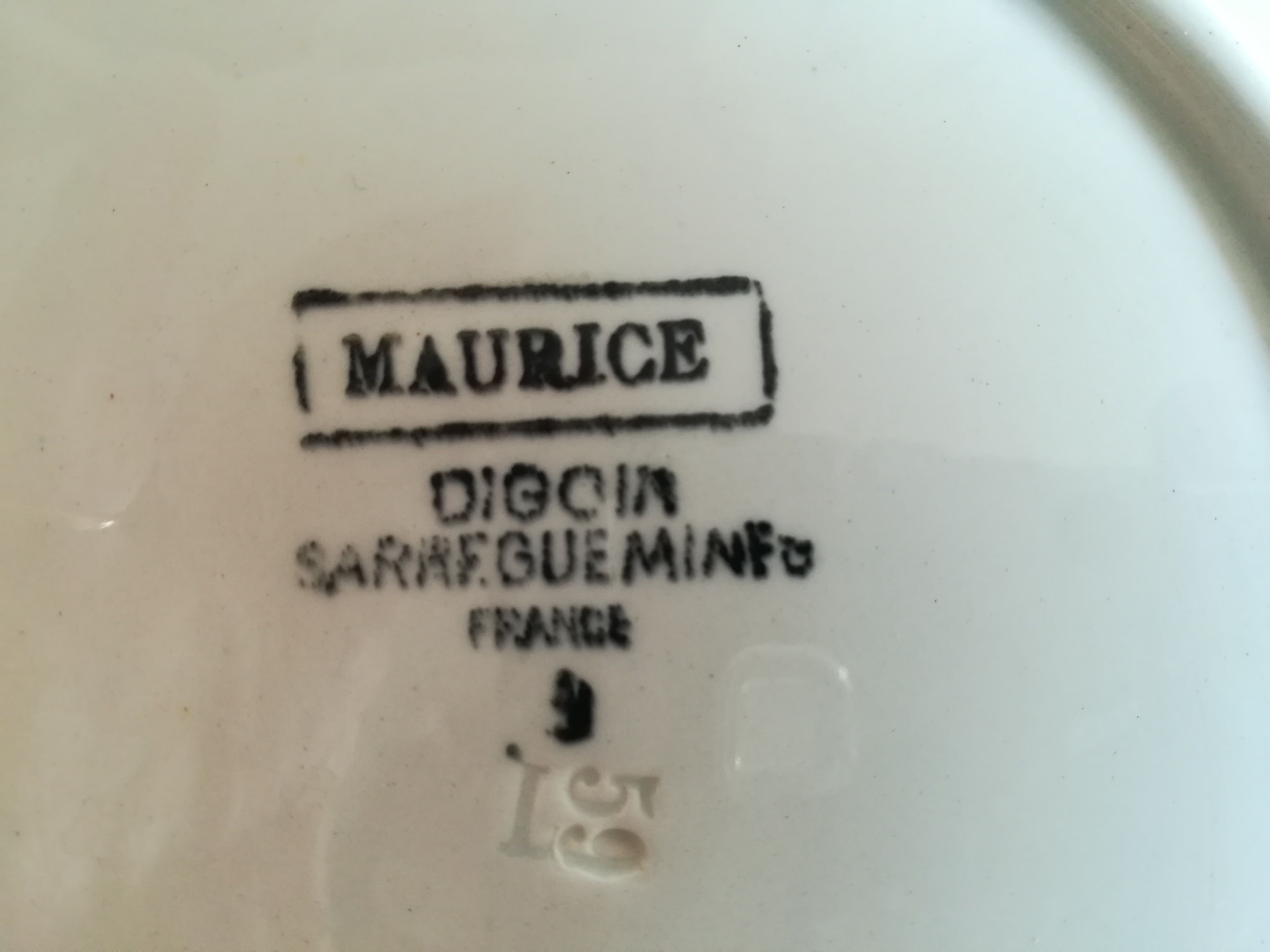 Digoin sarguemine cake service mauritius complete