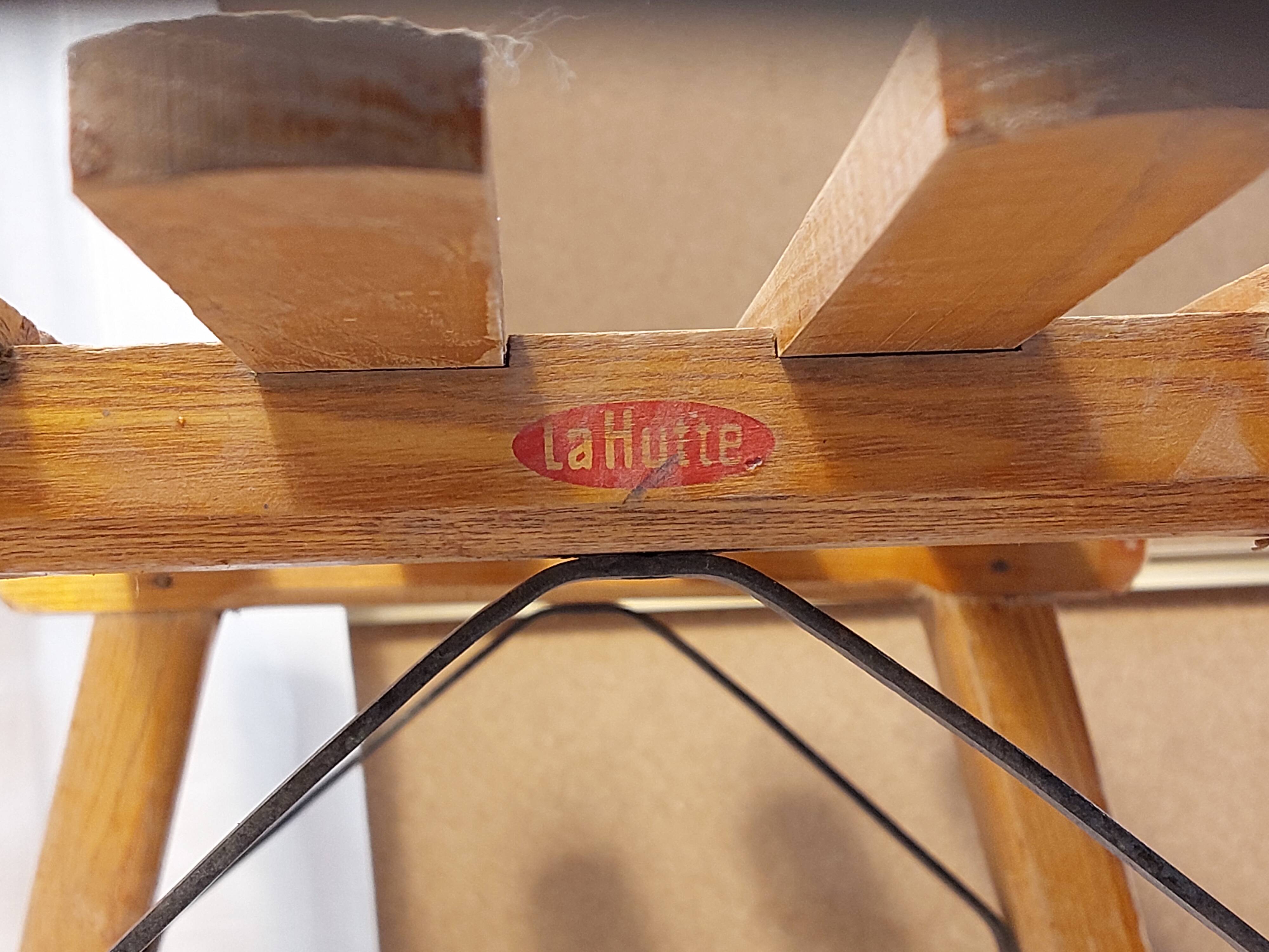 Vintage wooden sled La Hutte - 85 cm - 70s