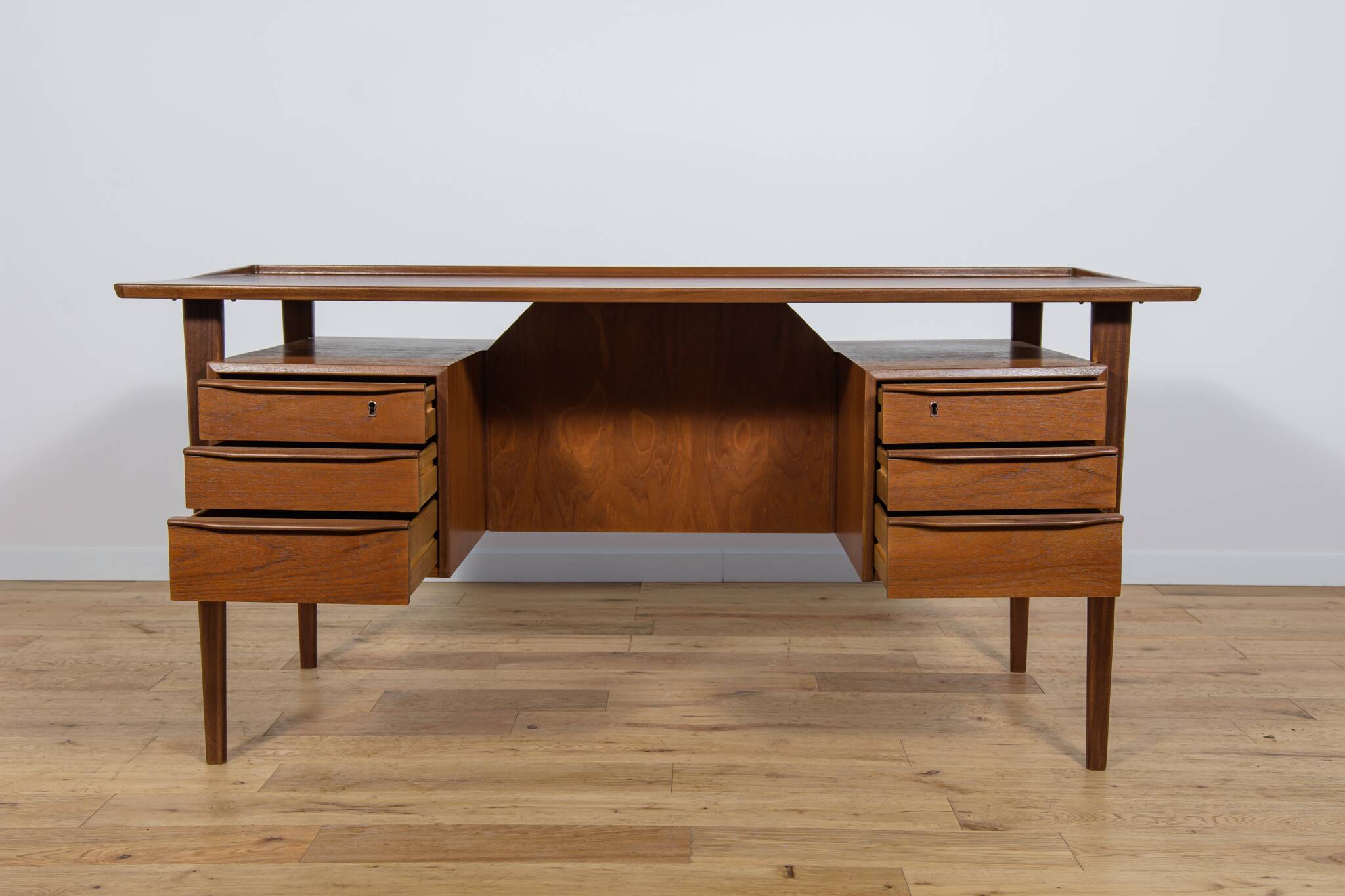 Mid-Century Freestanding Teak Desk by Peter Løvig Nielsen, 1960s