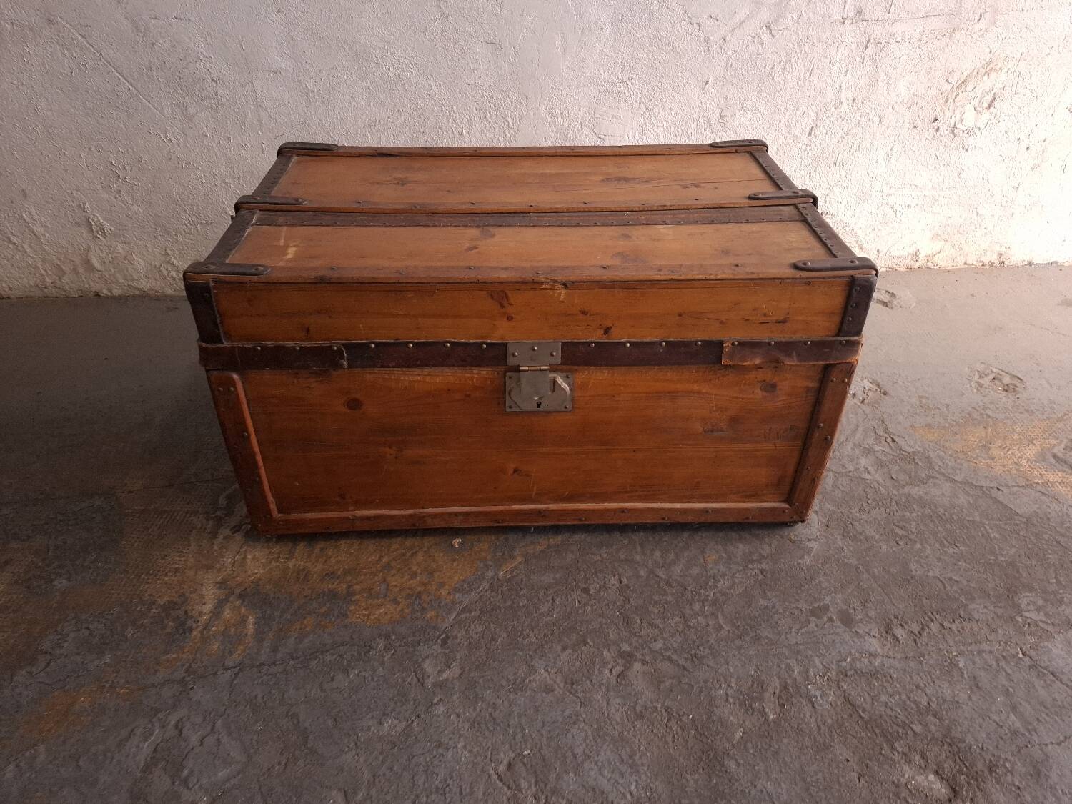 Malle de rangement en bois