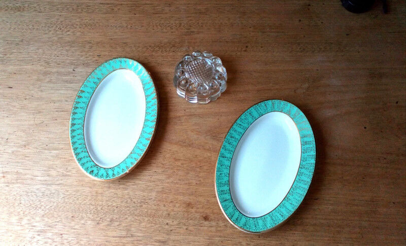 2 porcelain raviers L'amandinoise