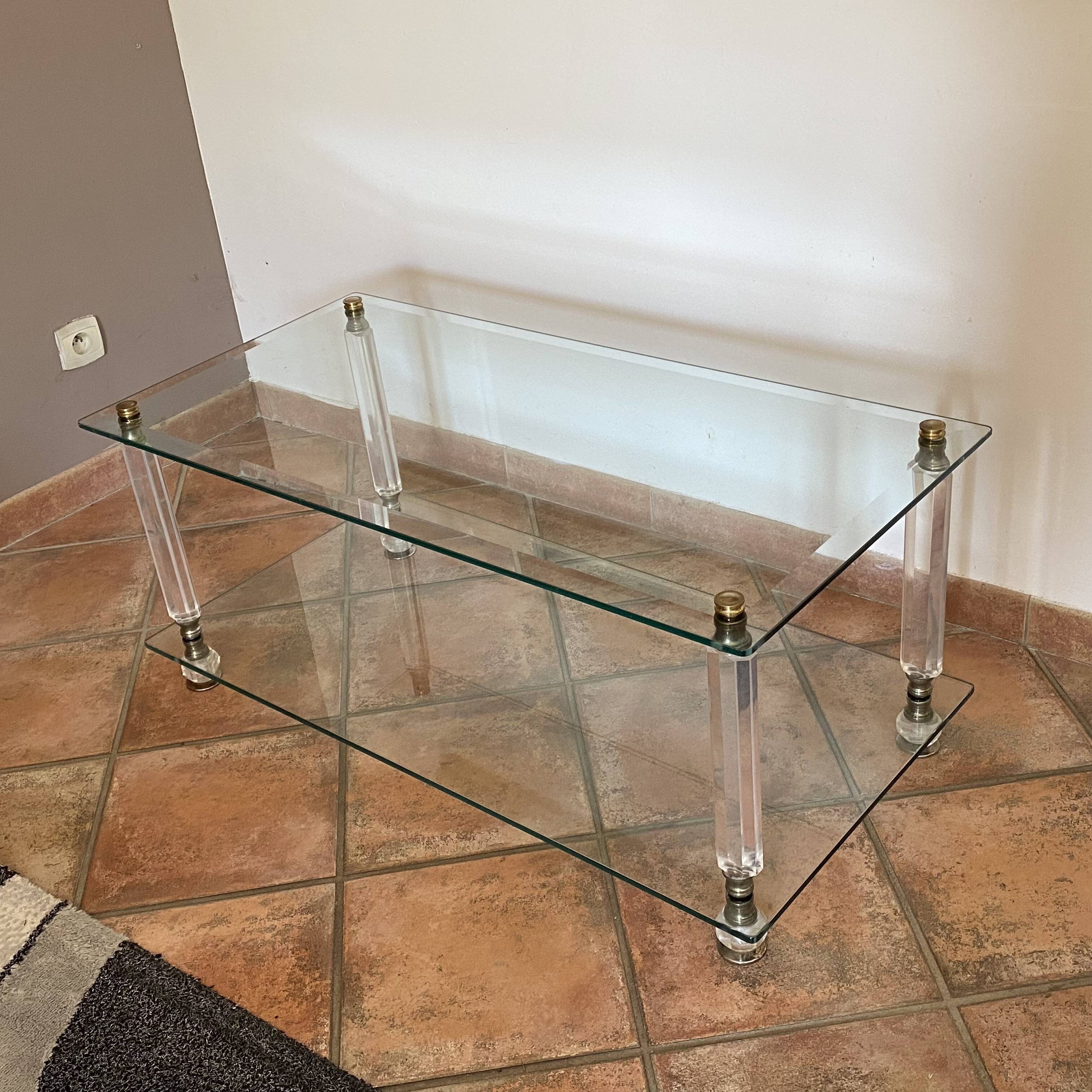 Roche Bobois coffee table. 1970. Lucite and glass.