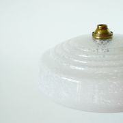 Suspension en verre de Clichy blanc, 1930