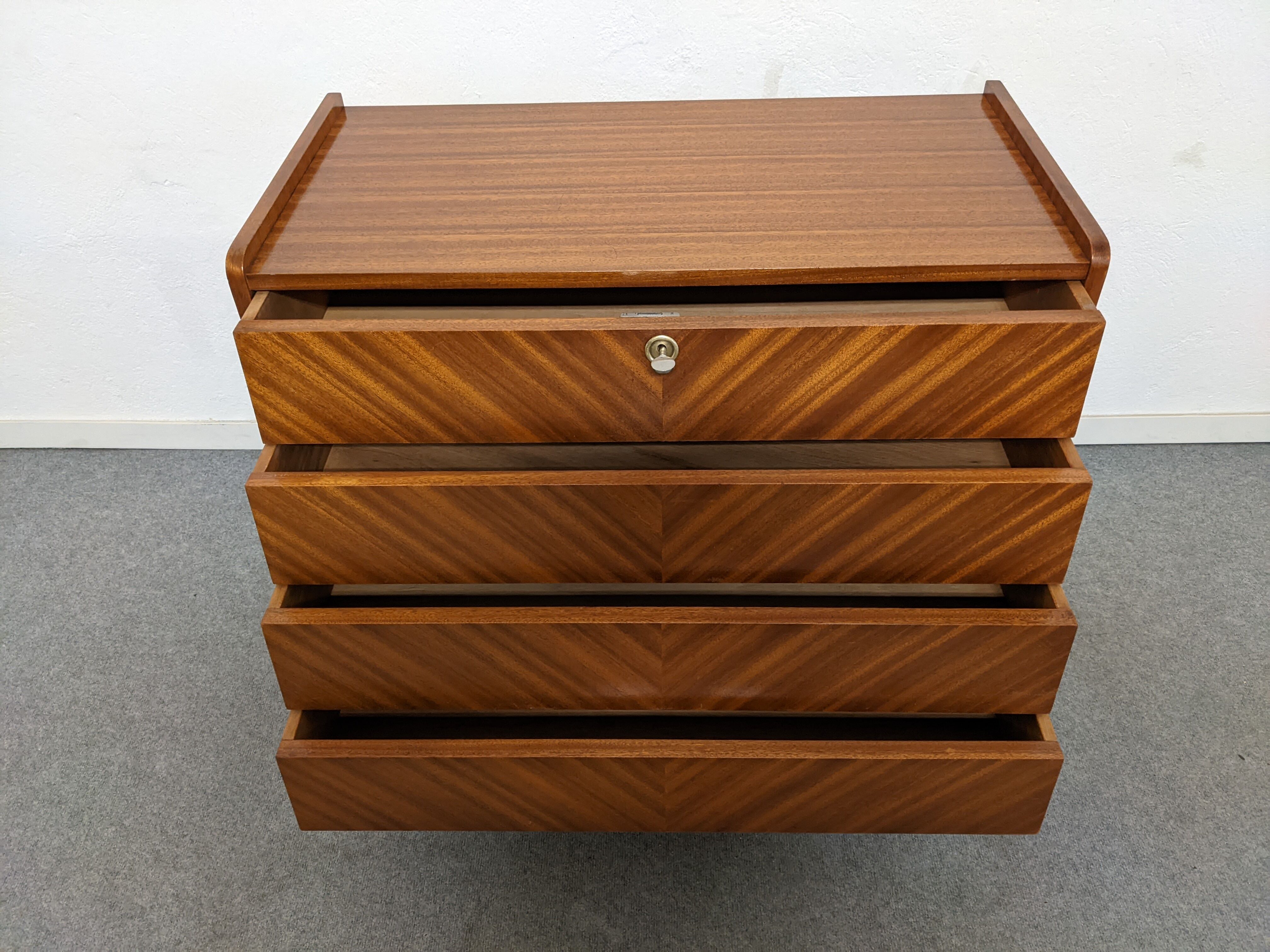 Commode vintage des années 50/60