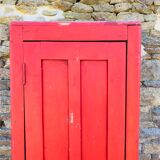 Red cloakroom 1 door