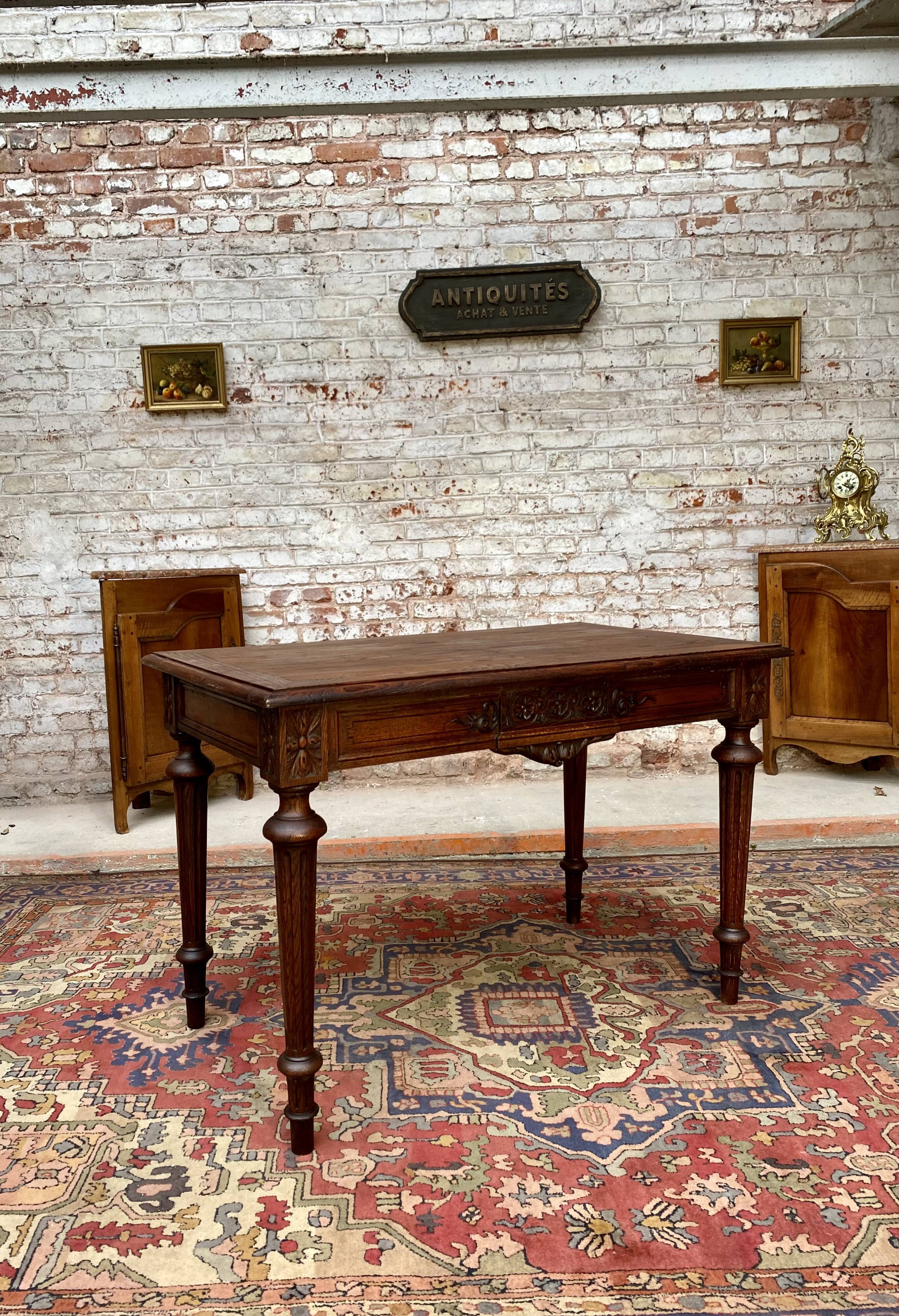 Double-sided desk in natural wood Louis XVI style