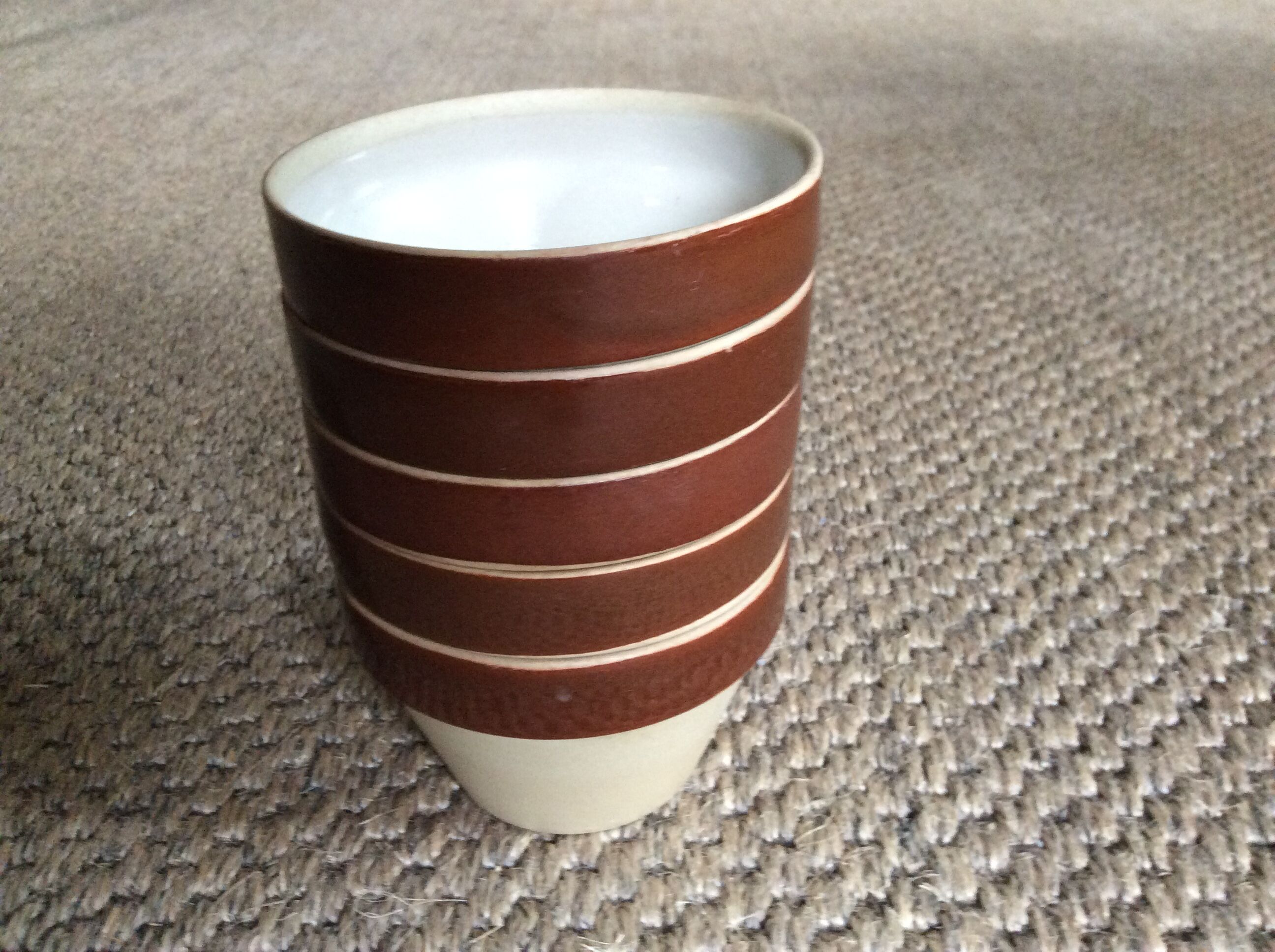 Series of 5 sandstone ramekins