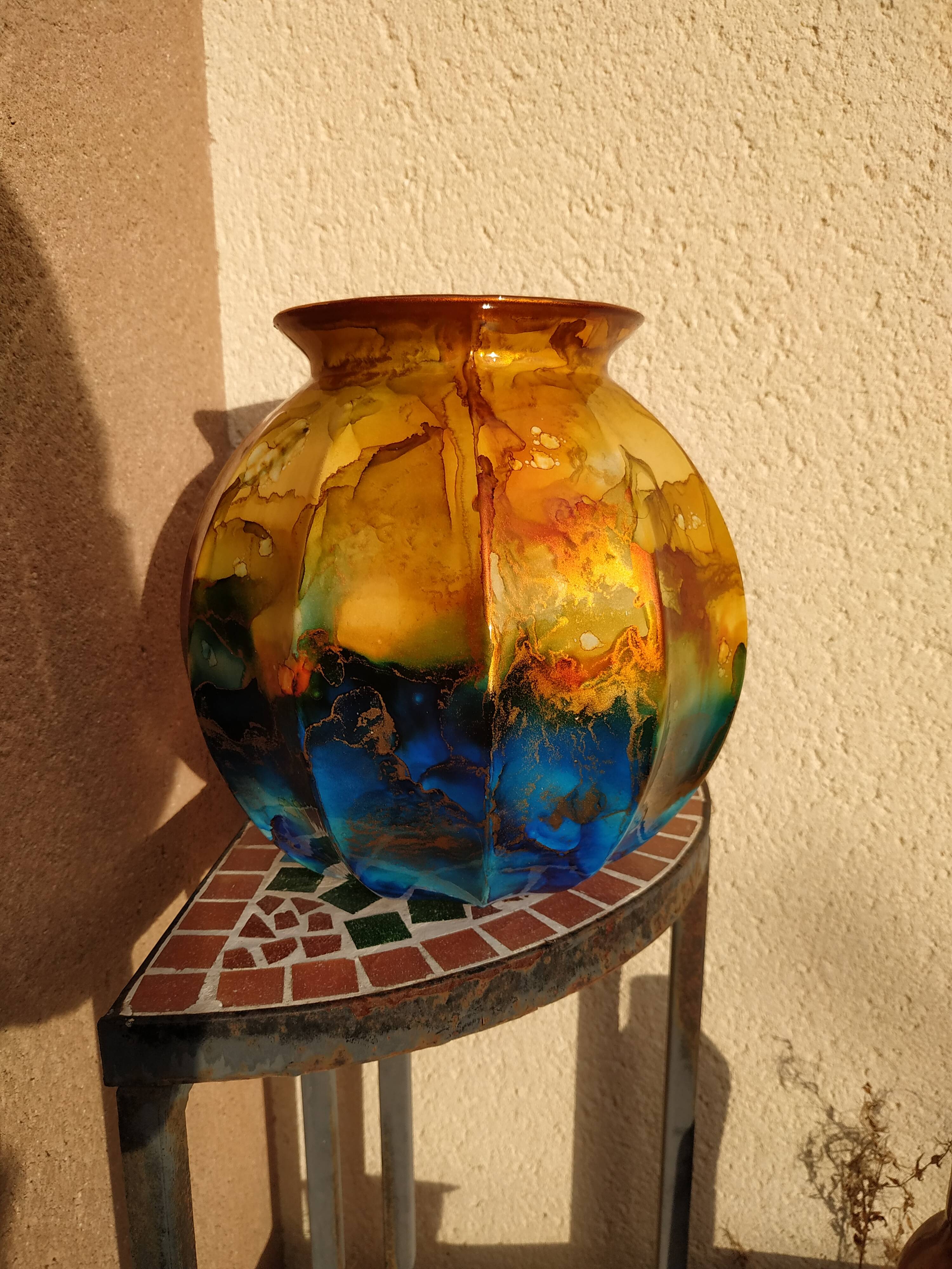 Vase en laque sur verre de Jean Noël Bouillet pièce unique
