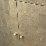 Meuble dresse double face Design, travertin & filets de laiton , ca 1960