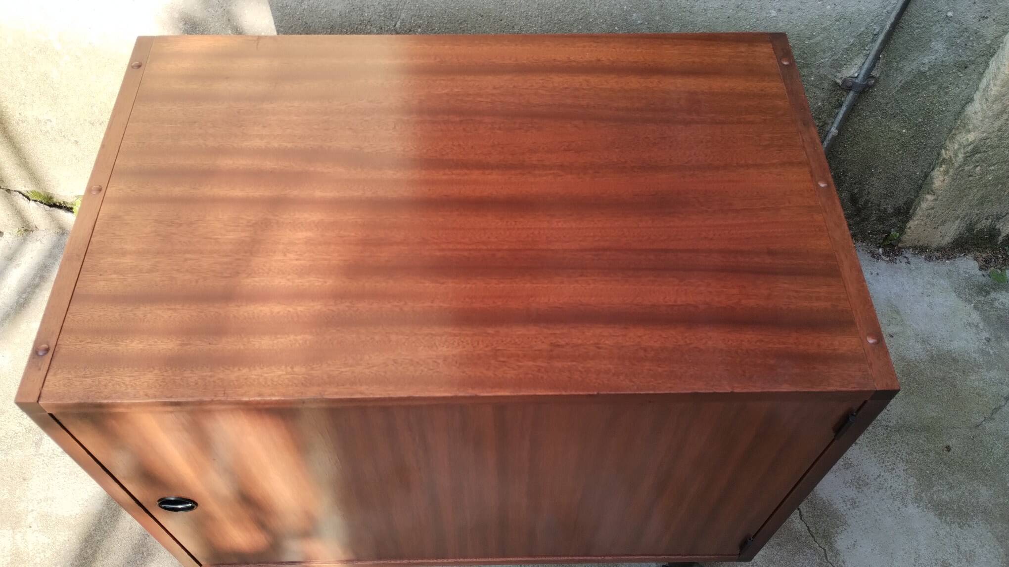 Bar / TV cabinet on wheels