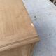 Commode vintage Louis XV rénovée en chêne brut
