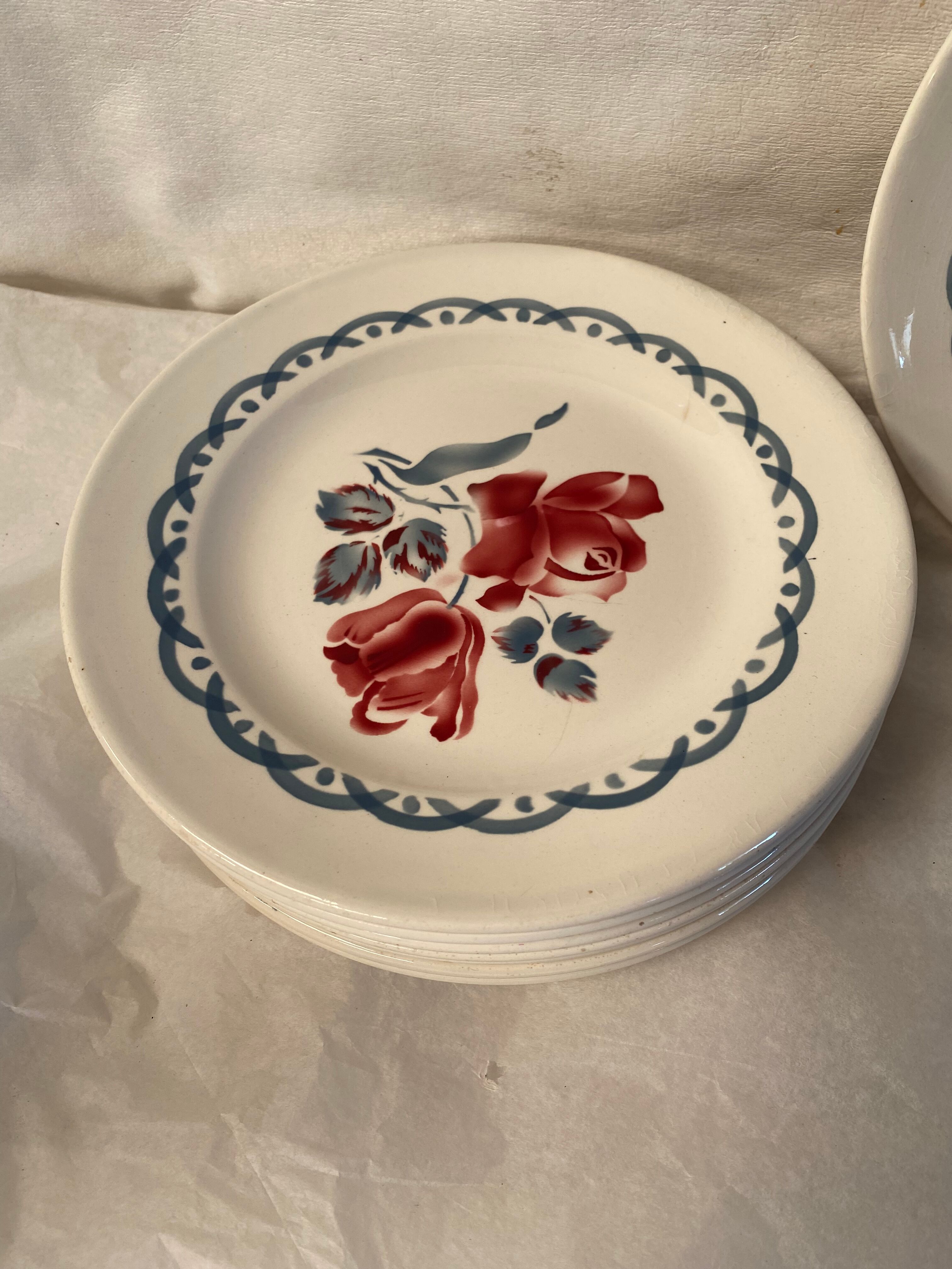 Set of 8 flat plates Digoin Sarreguemines Cannes