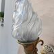 Paire d'appliques flambeau vintage en bronze