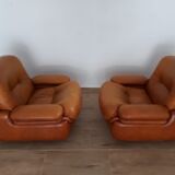 Pair of armchairs, Italy, 70