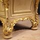 Commode italienne laquée et dorée du 20e siècle