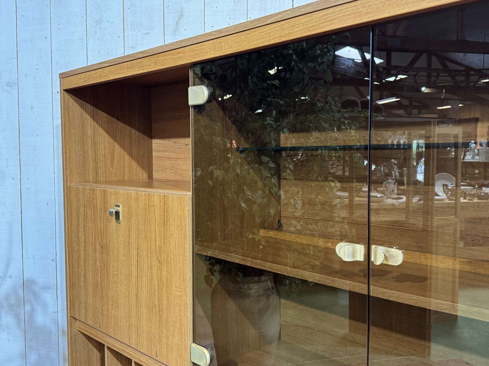 Teak veneer buffet bar from the 1980s.