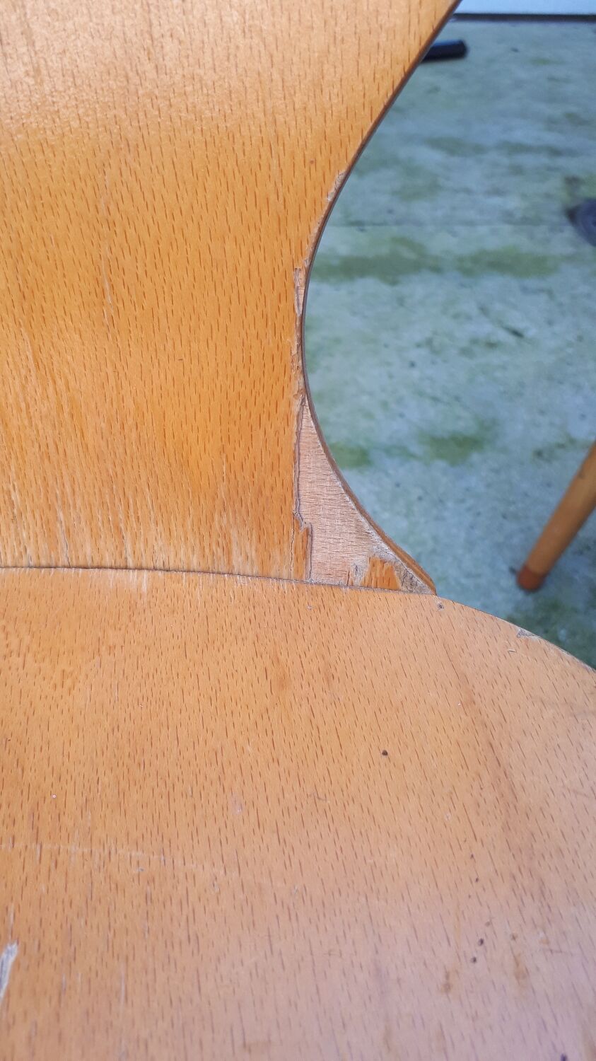 Pair of Ant chairs by Baumann