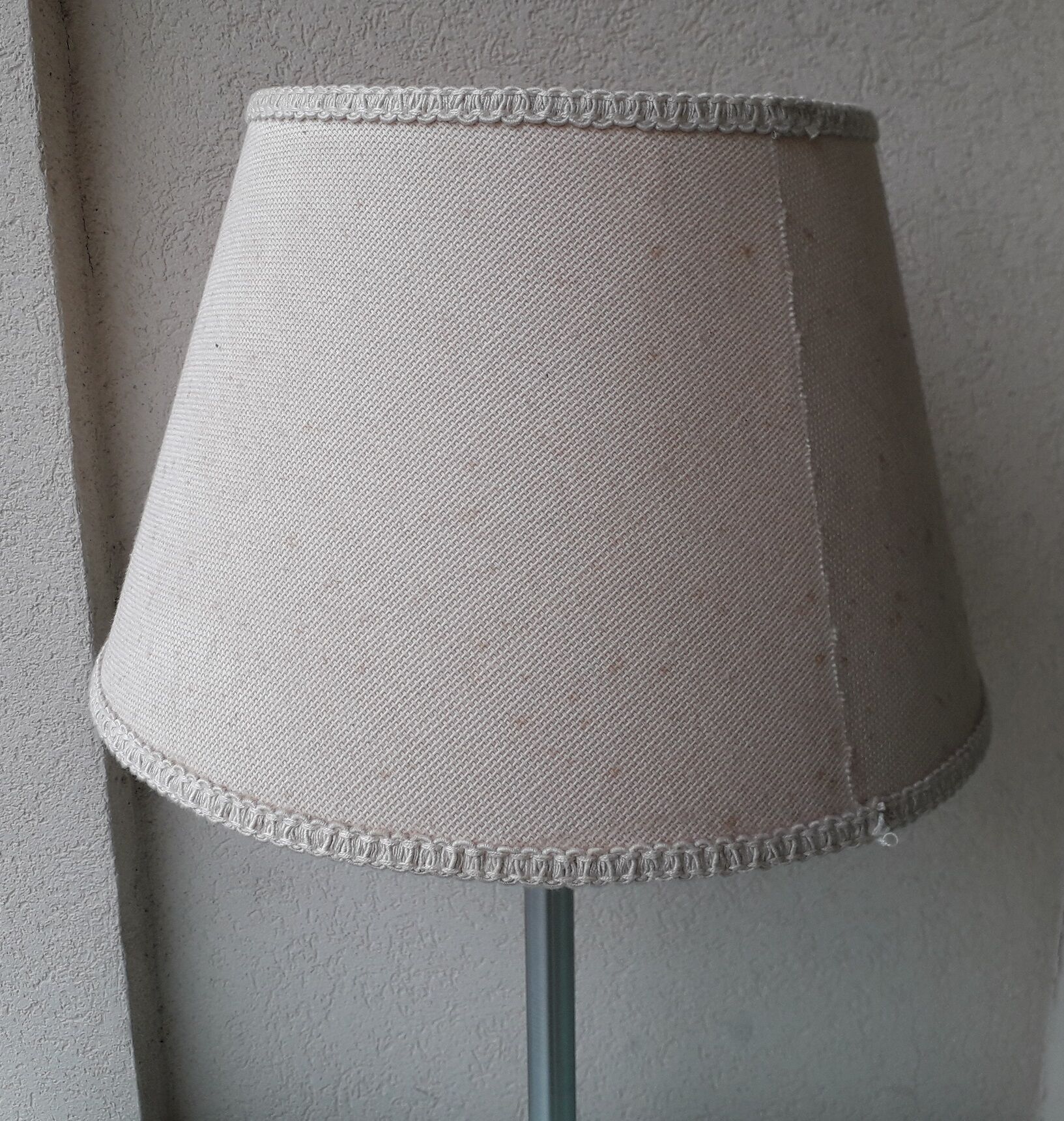 1970s tulip base lamp