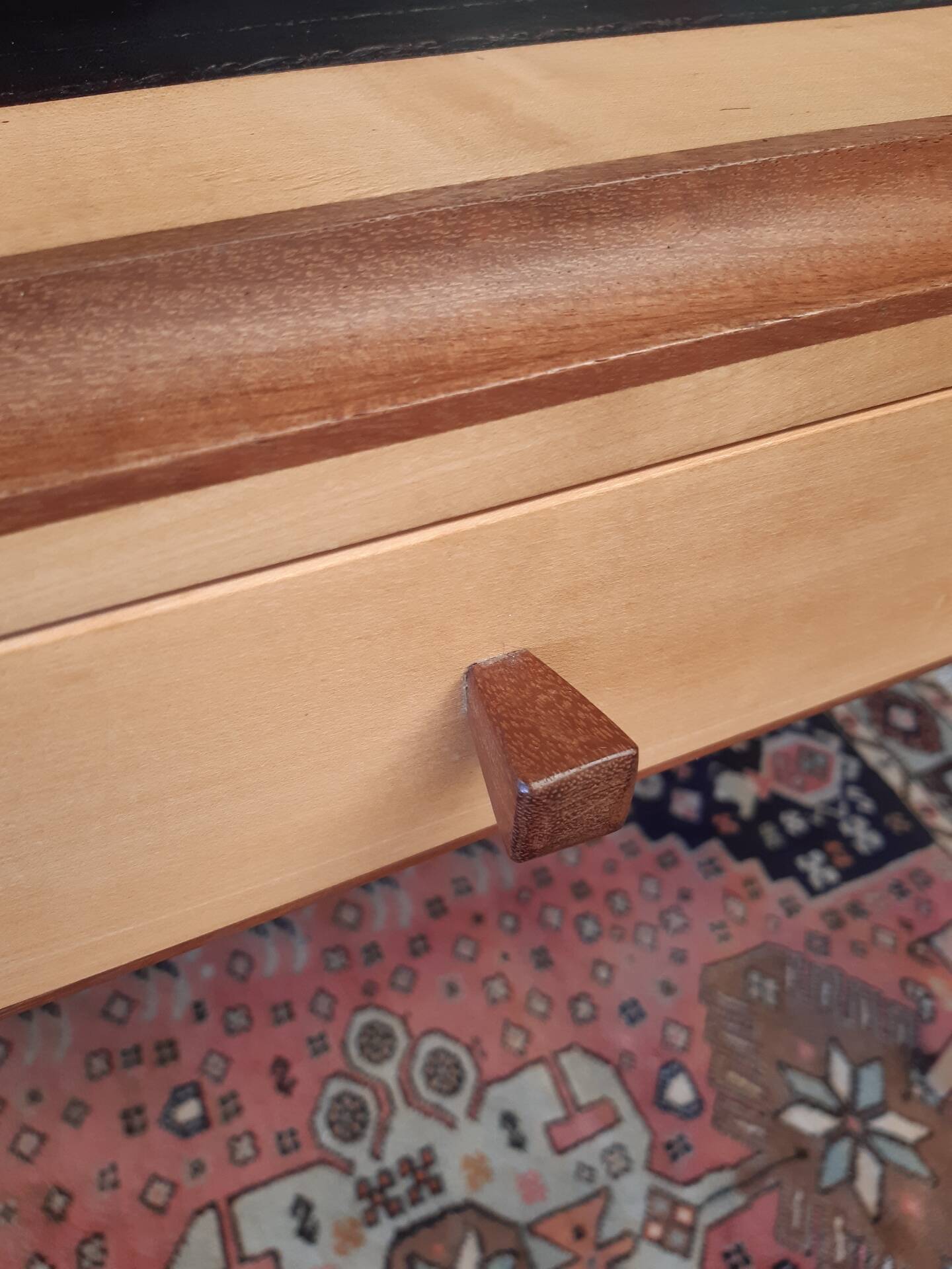 Bureau d'ébéniste.