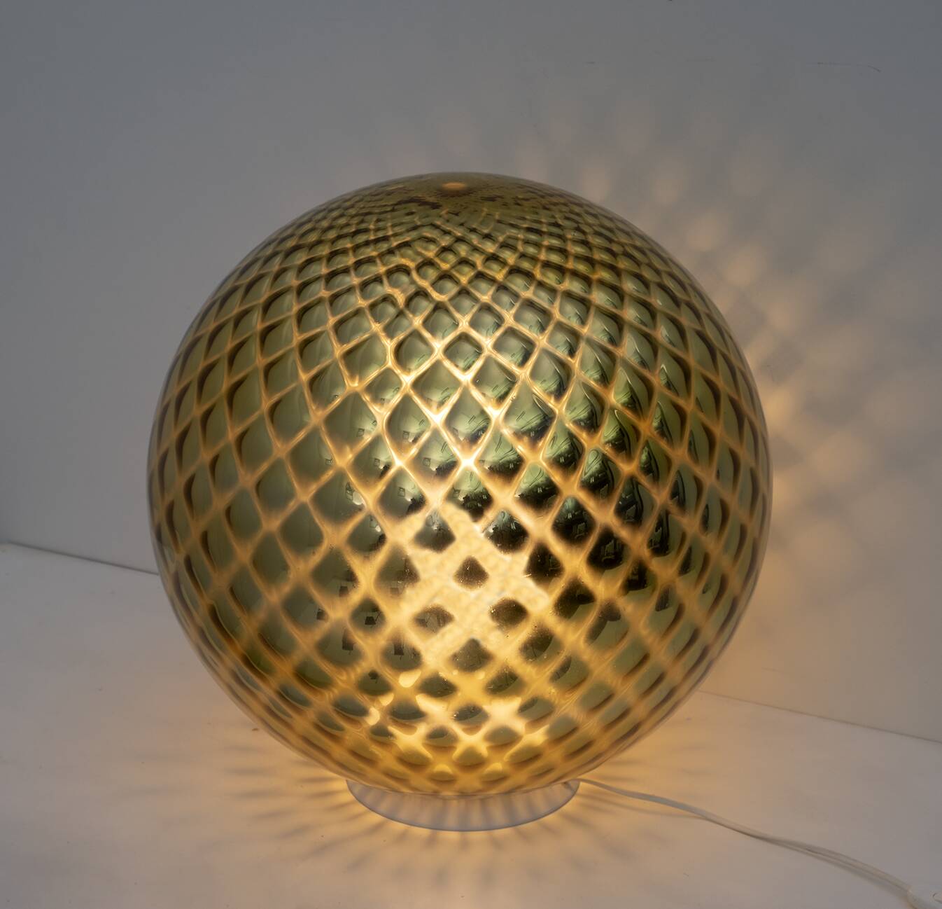 Mid-Century Modern Italian Gold Murano Glass "Diamont Sphere" Table Lamp,70